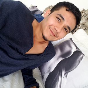 Meet your Posher, Gio